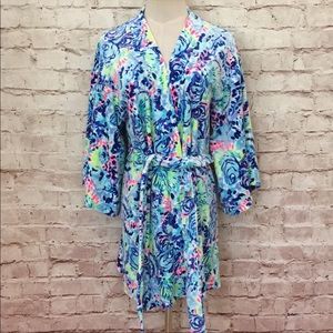 Lilly Pulitzer Super Soft plush Velour robe in Ocean Shell print